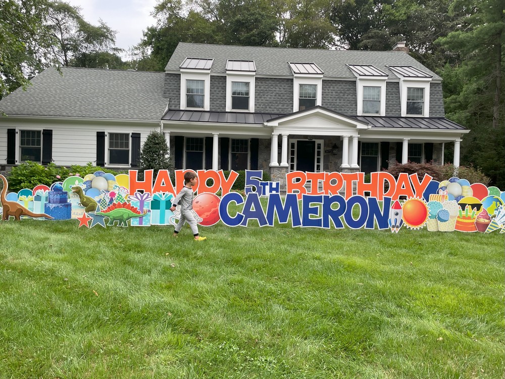 Dinosaur Themed Birthday Yard Card Lawn Sign for a Boy in Wyckoff, NJ Dinosaur Themed Birthday Yard Card Lawn Sign for a Boy in Wyckoff, NJ